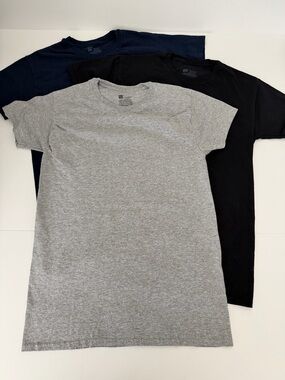Classic Crew Neck Gray Black Navy Size Small